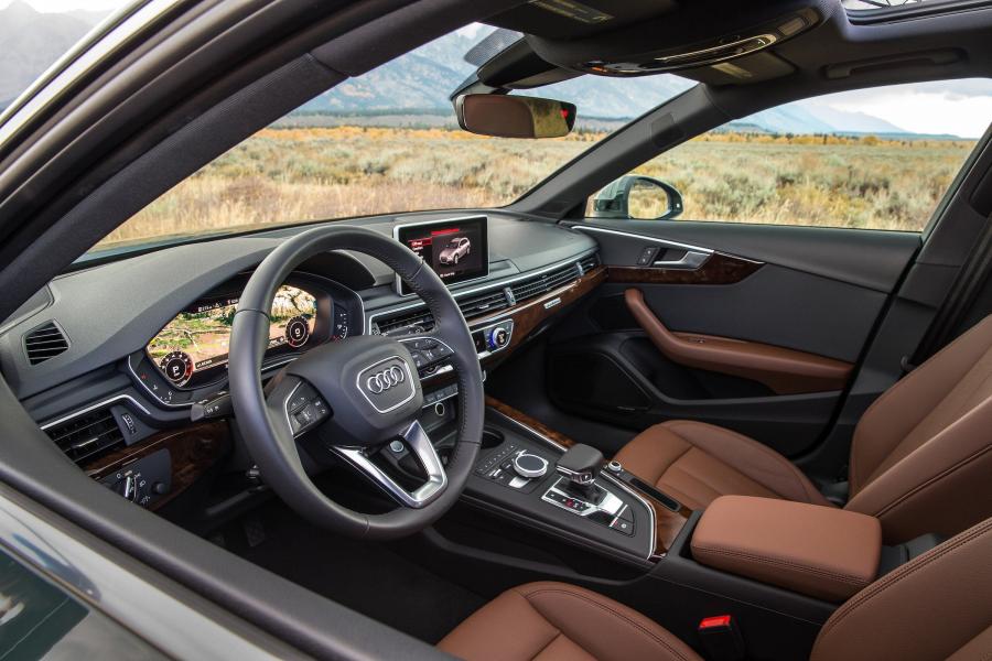 Интерьер Audi A4 Allroad 2.0 TFSI Quattro (B9) 2016 года  (NA) (фото 16 из 18)